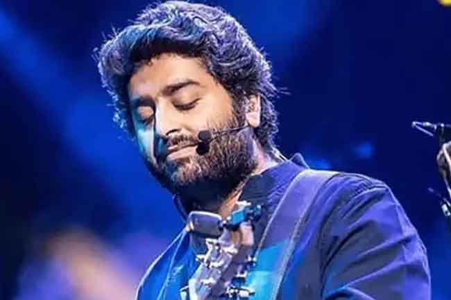 අරිජිත් සිං පසුබිම් ගායනයෙන් සමුගනී