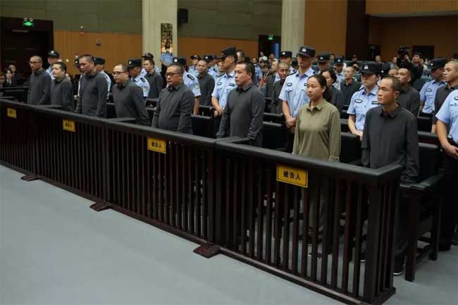 එකම පවුලේ 11ට චීනයෙන් මරණ දඬුවම