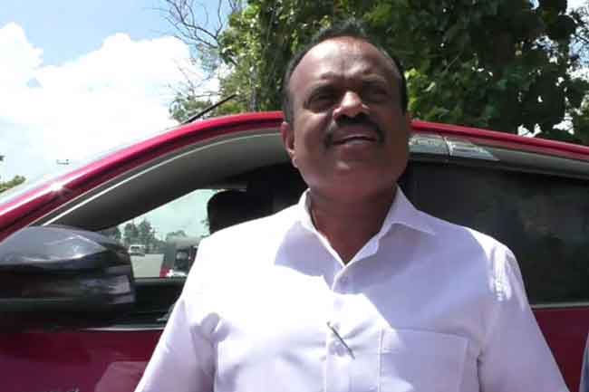 මාලිමා මන්ත්‍රී ශාන්ත පද්මකුමාරට එරෙහිව හිටපු නියෝජ්‍ය කථානායක අජිත්ගෙන් පොලීසියට පැමිණිල්ලක්