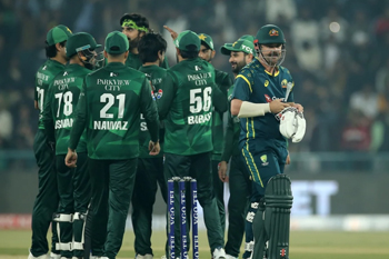 ඔස්ට්‍රේලියාවට අමිහිරි පරාජයක් 