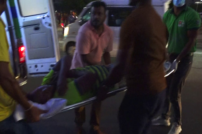 සංවර්ධන නිලධාරීන්ගේ මාරාන්තික උපවාසය - හයවෙනියත් රෝහලට