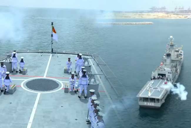 ජාතියට ගෞරව පිණිස නාවික හමුදාවෙන් ආචාර වෙඩි මුර 25ක්