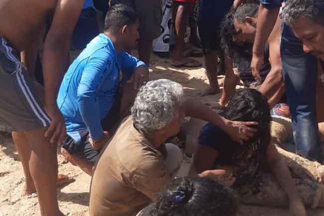 සිදුවෙන්න ගිය ඛේදවාචයක් ජීවිතාරක්ෂක නිලධාරීන්ගේ පිහිටෙන් වැළකෙයි