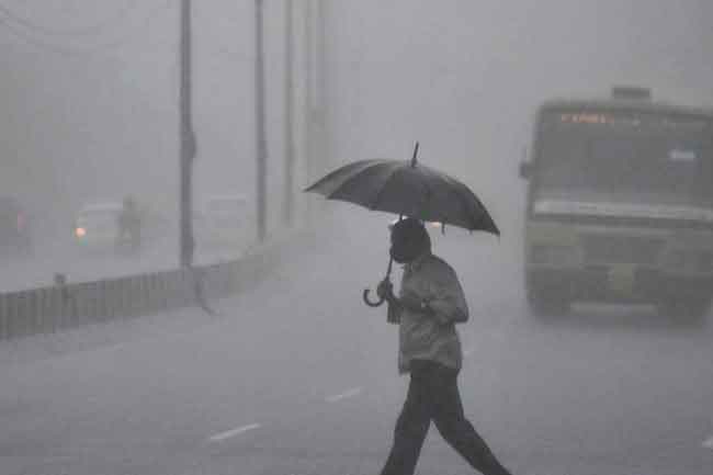 හෙට වැසි තත්ත්වය ගැන කාලගුණයෙන් අනාවැකියක් 