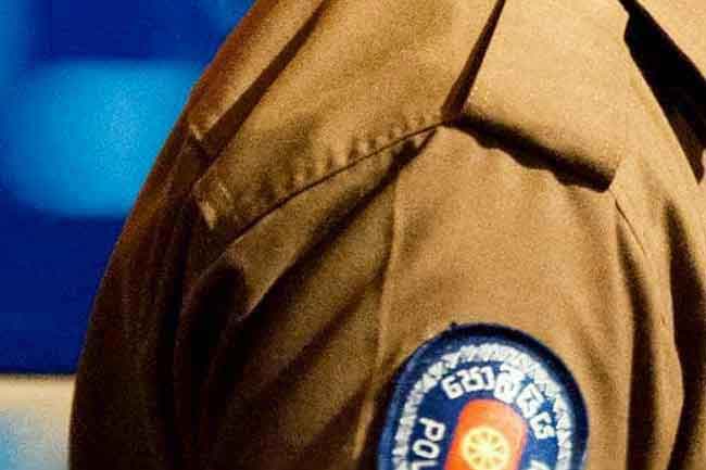 රාජකාරි අධික වූ කොස්තාපල් සටහනක් තබා පොලීසියෙන් පිටව යයි