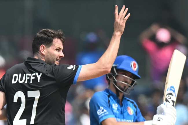 නවසීලන්තයට ලකුණු 183ක ඉලක්කයක් 