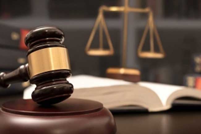 සත්‍යග්‍රහයේ නිරත ධීවරයන් ඉවත් කිරීමට පොලීසිය කළ ඉල්ලීම අධිකරණය ප්‍රතික්ෂේප කරයි