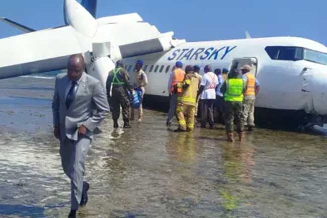 සෝමාලියානු මගී ගුවන් යානයක් කඩා වැටෙයි