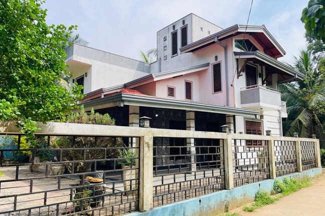 දීගල සමන්ට අයත් කෝටි ගණනක නිවසක් තහනම් කරයි