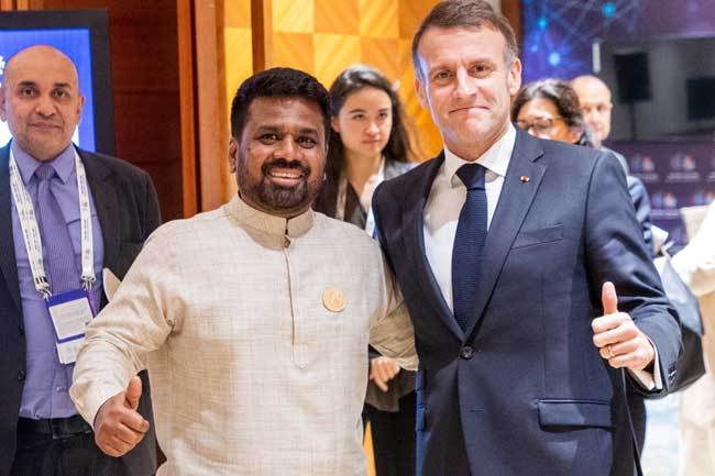 ජනපති අනුර සහ ප්‍රංශ ජනපති අතර සාකච්ඡාවක්