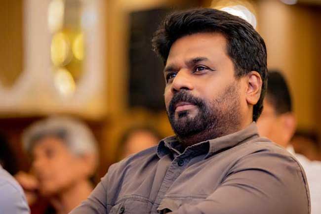 ජනපති යළි දිවයිනට