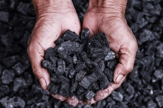 බාල ගල්අඟුරු සිද්ධියෙන් කරළියට ආ හැමෝම කතාකරන මොනවාද මේ ගල්අඟුරු... 