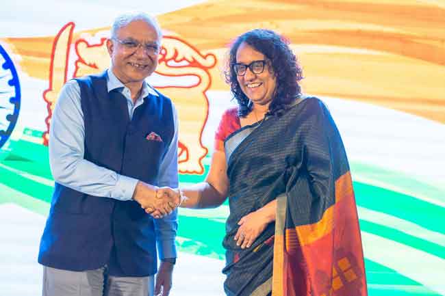 ඉන්දු - ලංකා සබඳතා වෙනදාටත් වඩා ශක්තිමත් වෙලා - මෙරට ඉන්දියානු මහකොමසාරිස් 