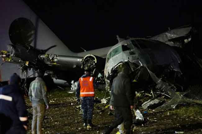 බොලිවියාවේ මුදල් නෝට්ටු රැගෙන ගිය ගුවන්යානයකට අනතුරක් 