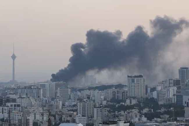 ඉරාන උත්තරීතර නායකයා ඝාතනය කළාද ? - මැදපෙරදිග නවතම තත්ත්වය මෙතැනින්