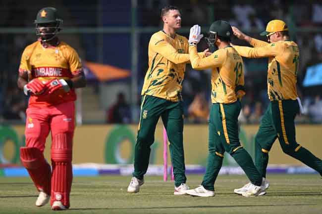 දකුණු අප්‍රිකානු කණ්ඩායමට ලකුණු 154ක ඉලක්කයක් 