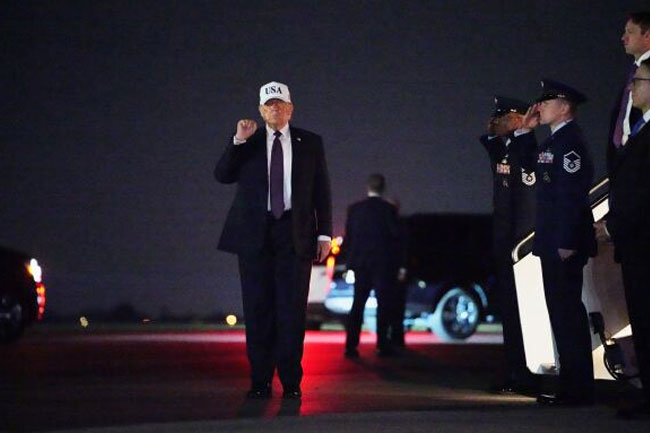 සියලු අරමුණු ඉටු කරගන්නා තෙක්  ඉරානයට ප්‍රහාර එල්ල කරන බවට ට්‍රම්ප්ගෙන් ප්‍රකාශයක්