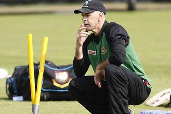 ජේමි සිඩ්න්ස් කාන්තා ක්‍රිකට් ප්‍රධාන පුහුණුකරු ලෙස පත් කෙරේ