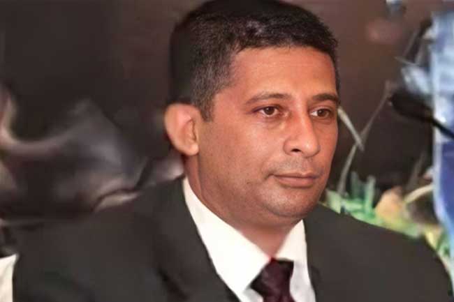 සුරේෂ් සලේ පාස්කු නඩුවක තුන්වැනි සැකකරු ලෙස නම් කෙරේ