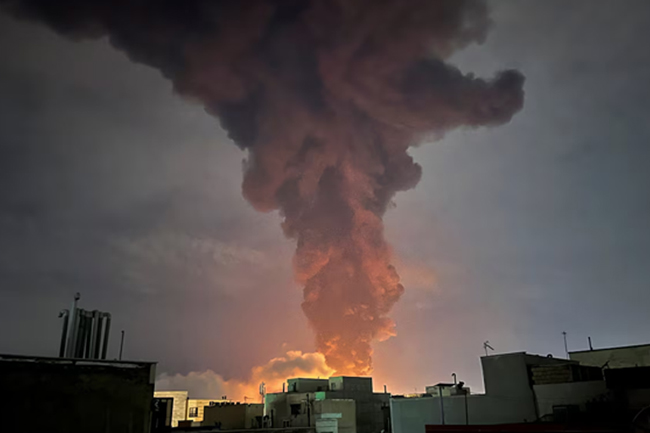 බේරූට්හි හෝටලයකට එල්ල වූ  ප්‍රහාරයකින් සිව්දෙනෙකු මරුට