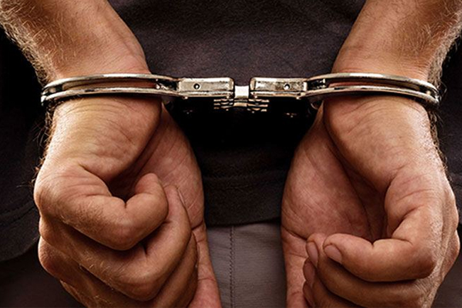 ගිනිඅවියක් සමග පුද්ගලයෙකු  කඩුවෙලදී අත්අඩංගුවට