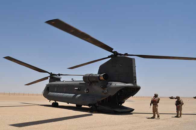 එක්සත් අරාබි එමීර් රාජ්‍යයේ හෙලිකොප්ටර් අනතුරක් 