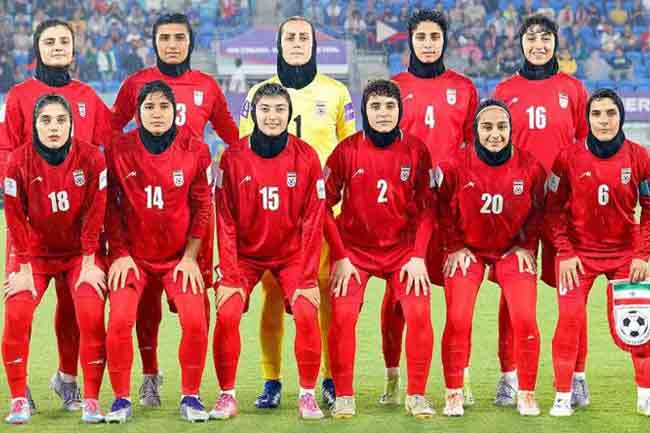 ඉරාන ජාතික කාන්තා පාපන්දු කණ්ඩායමට රැකවණය ලබාදීමට සූදානම් බව ට්‍රම්ප් කියයි 