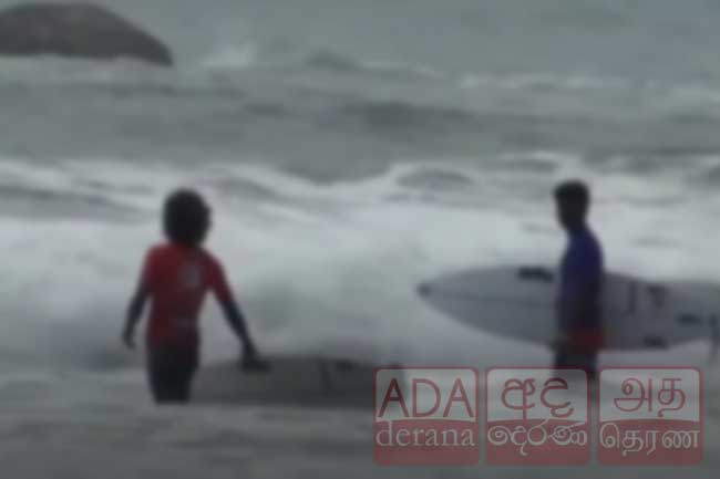 16 හැවිරිදි දරුවෙකු මුහුදේ ගිලී මරුට