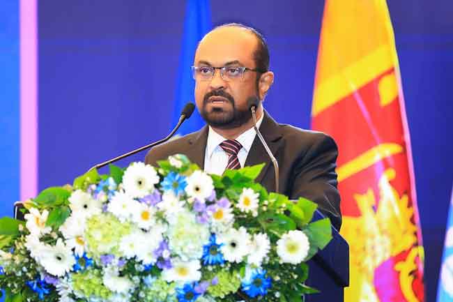 බලශක්ති ඇමතිට එරෙහි විශ්වාසභංග යෝජනාව භාරදෙයි 