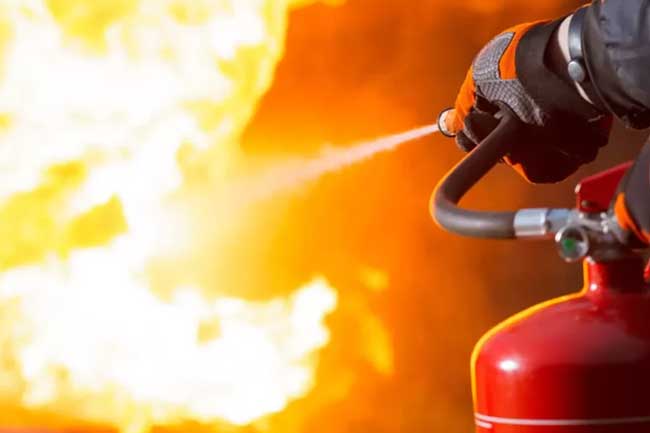 පන්නිපිටියේ නිවසක ගින්නක්