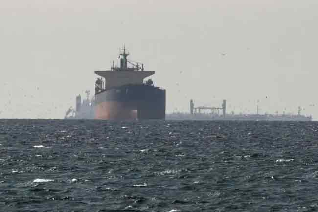 හෝමූස් හරහා යන නැවකින් ඉරානය අමෙරිකානු ඩොලර් මිලියන දෙකක් අය කරයි 