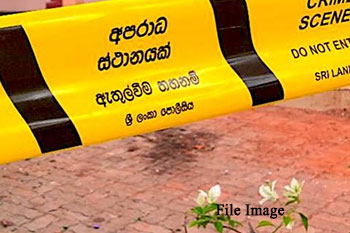 තියුණු ආයුධයකින් පහරදී විදෙස් කතක් ඝාතනය කෙරේ