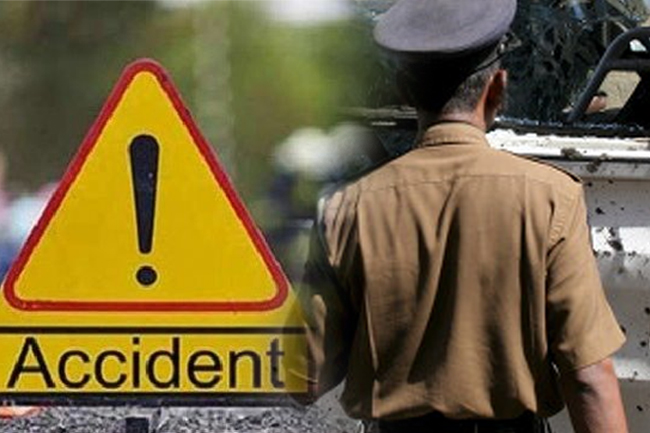 වැලි ට්‍රැක්ටරයෙන් හැප්පූ පොලිස් නිලධාරියා මරුට