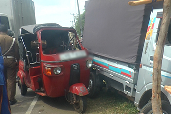 රිය අනතුරකින් මෙහෙණින් වහන්සේලා තුන්නමකට අසාධ්‍යයි