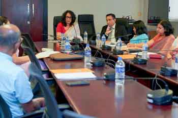 ජාතික අධ්‍යාපන විද්‍යාපීඨයන් හී ප්‍රමිතිය නගාසිටුවීමට විද්වත් කමිටුවක්