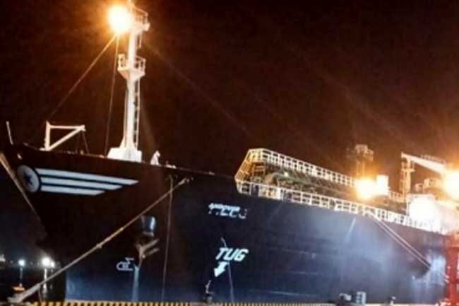 අලුත් අවුරුද්දට මෙට්‍රික් ටොන් 7,000ක ලාෆ්ස් ගෑස් නැවක් 