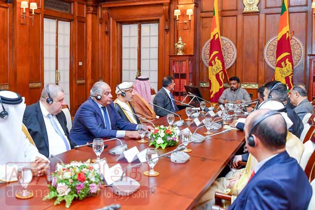 ශ්‍රී ලංකාවේ අරාබි තානාපතිවරුන්ගේ කවුන්සිලය සහ ජනපති අතර හමුවක්