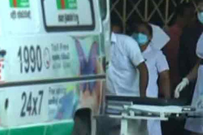 ගතවූ පැය 24ට රිය අනතුරුවලින්  6දෙනෙකු ජීවිතක්ෂයට