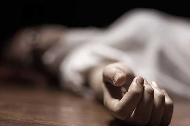 ළිඳක තිබි කාන්තා මළ සිරුරක් සොයා ගනියි