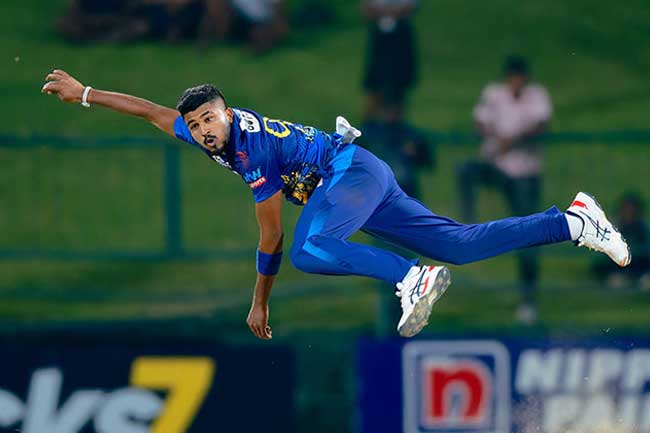 ඩිල්ෂාන් මධුශංක සන්රයිසස් හයිද්‍රාබාද් පිලට