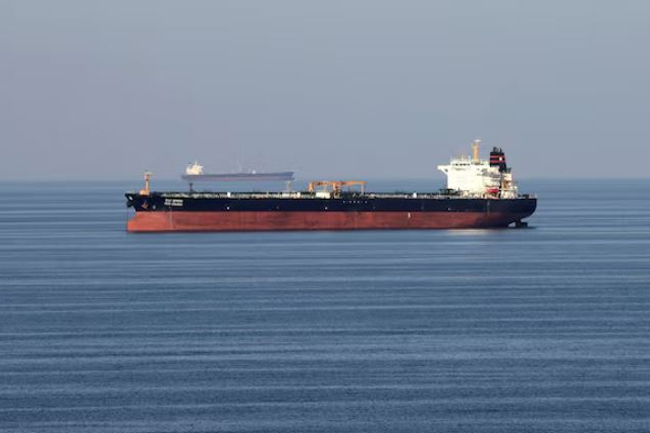 මැදපෙරදිග යුද ගැටුම් ආරම්භ වීමෙන් පසු පැමිණෙන පළමු බොරතෙල් නෞකාව හෙට දිවයිනට