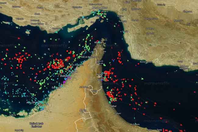 ඉරානය යළි හෝමූස් වසා දමයි