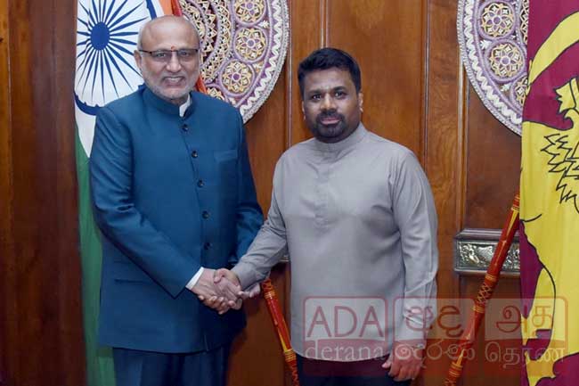 ඉන්දීය උප ජනපති රාධක්‍රිෂ්ණන්, ජනපති අනුරව හමුවෙයි