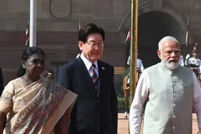 වෙළෙඳ ගනුදෙනු වැඩි කිරීමට ඉන්දියාව සහ දකුණු කොරියාව සැරසෙයි