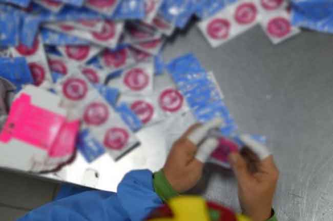 මැදපෙරදිග යුද්ධය නිසා කොන්ඩම් මිලත් ඉහළ යන ලකුණු