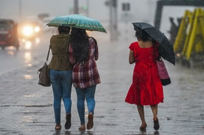  ප්‍රදේශ කිහිපයකට අද පස්වරුවේ වැසි