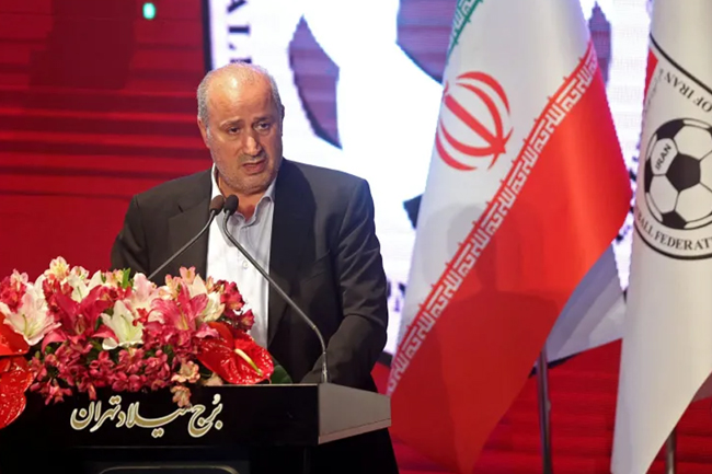 FIFA සම්මේලනයට ආ ඉරාන පාපන්දු නිලධාරීන්ව කැනඩාවේ දී හරවා යවයි