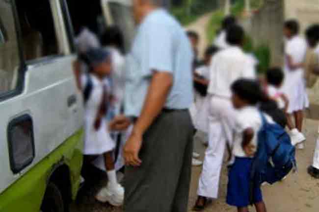 පාසල් ප්‍රවාහන ගාස්තු ඉහළ යන ලකුණු 