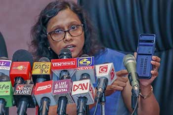 දුරගමන් යන මගීන්ට අද සිට ආසන වෙන් කිරීම ක්‍රම තුනකින්