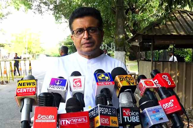 ගම්මන්පිල පාර්ලිමේන්තුවට එයි 